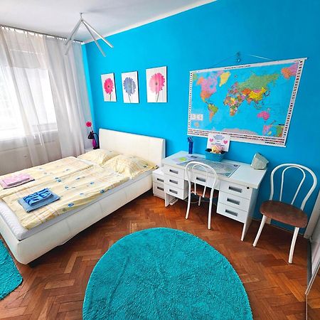 Cozy Blue Apartment Prešov Екстериор снимка